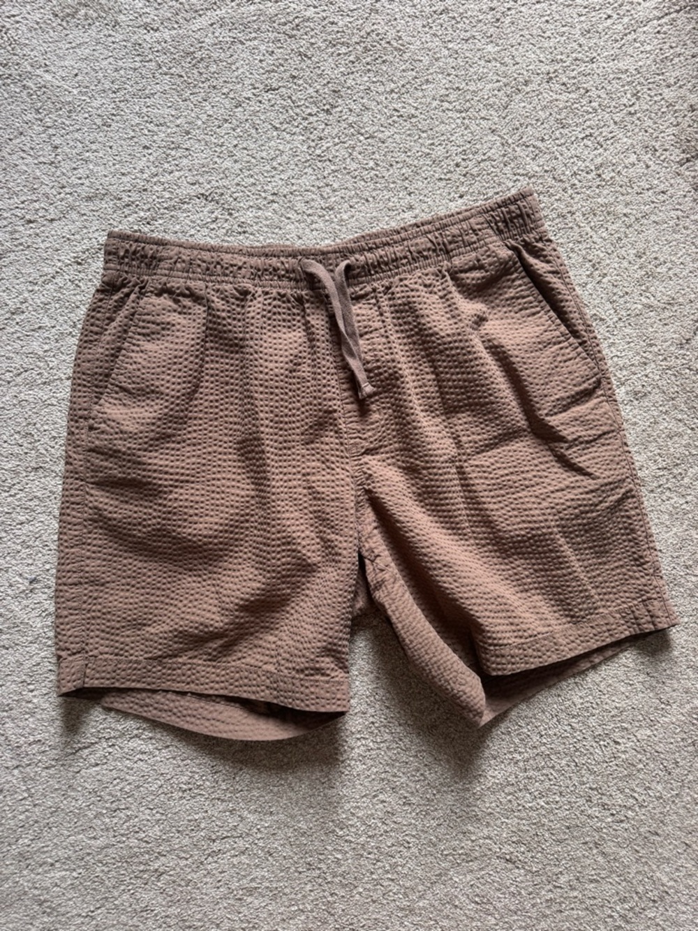 Old navy seersucker brown shorts size L